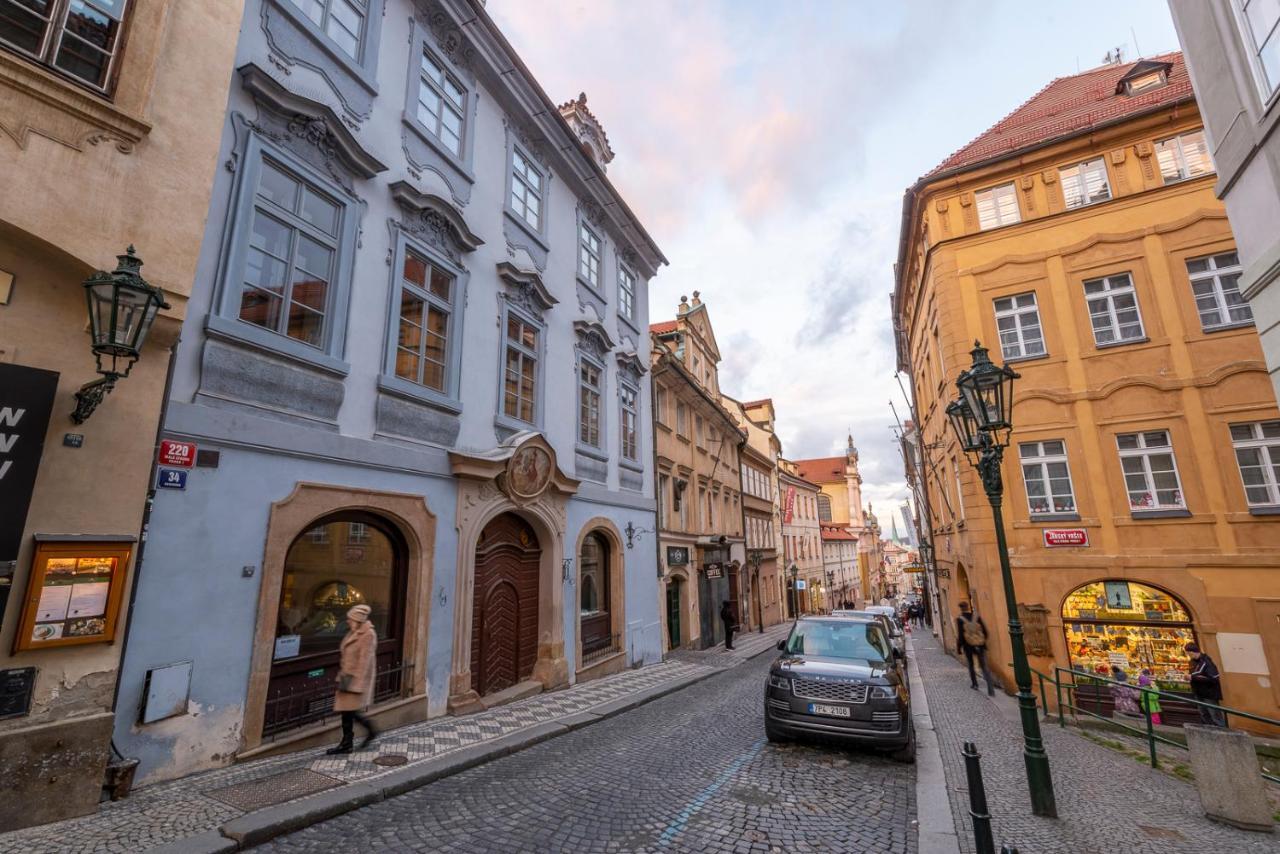 Primavera - Castle View Apartments Praga Exterior foto